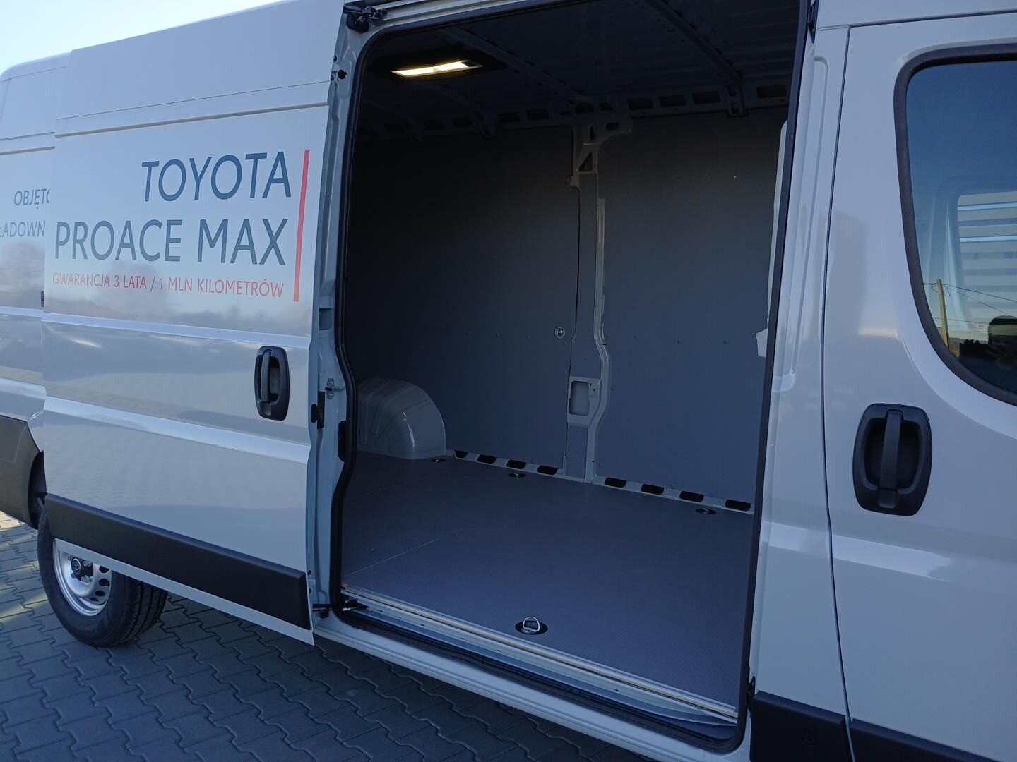 Toyota PROACE